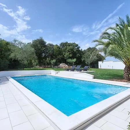 Villa Ajda