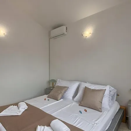 Ajda Вилла Пула