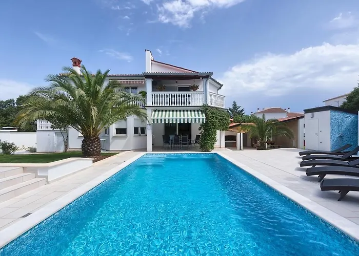 Villa Ajda *